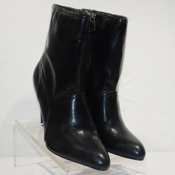 Shoes - CONNIE, Black Ankle Bootie, size 7M